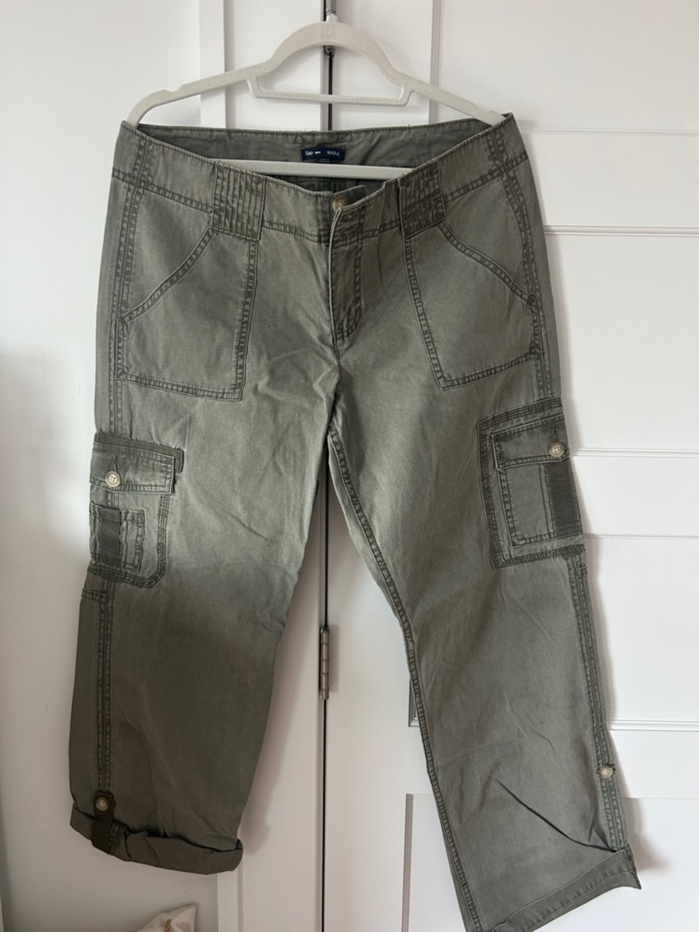 GAP surplus olive cargo pants